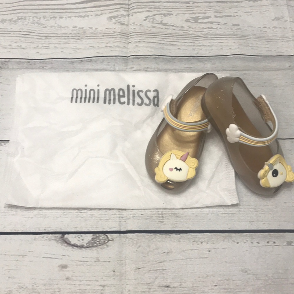 Mini‎ Melissa unicorn 🦄
